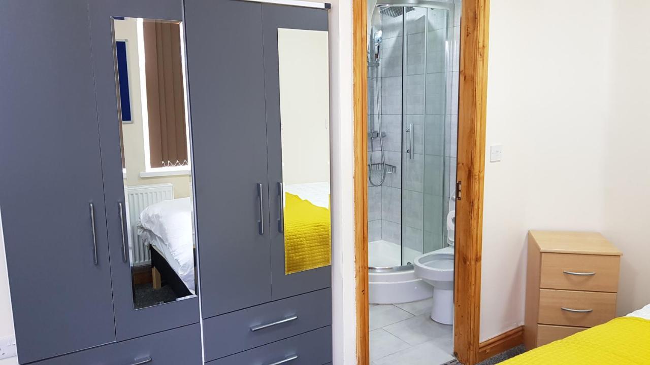 Double Ensuite Rooms Near City Centre 伯明翰 外观 照片