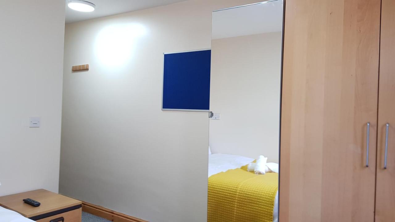 Double Ensuite Rooms Near City Centre 伯明翰 外观 照片