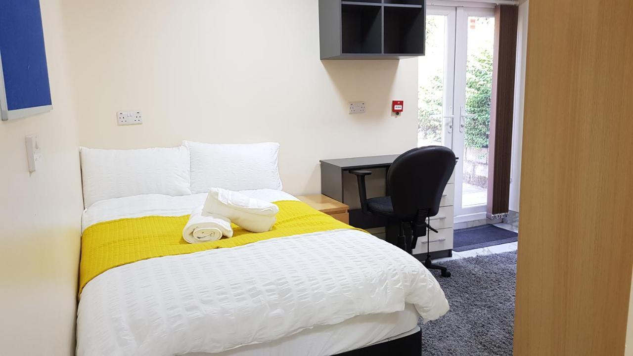 Double Ensuite Rooms Near City Centre 伯明翰 外观 照片