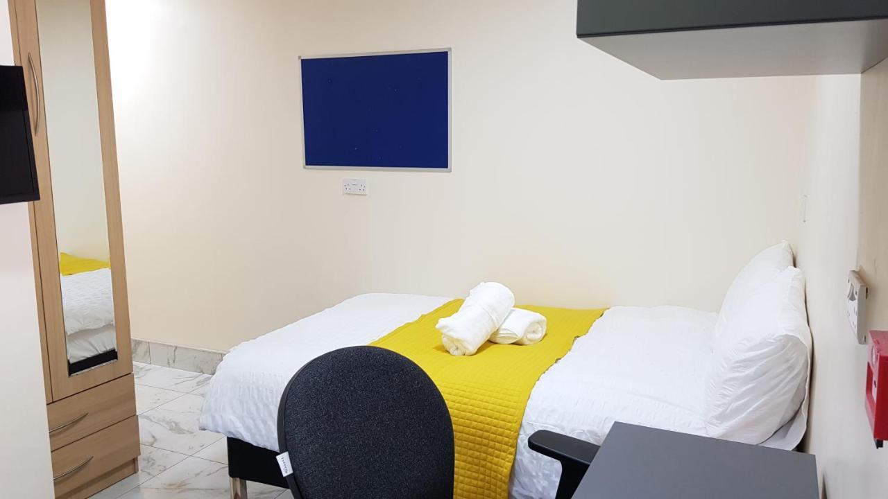 Double Ensuite Rooms Near City Centre 伯明翰 外观 照片